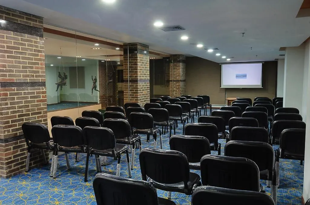 Hotel Alex Caracas