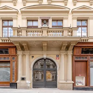 Retreat Boutique Prague
