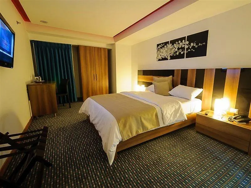 Hotel Alex Caracas